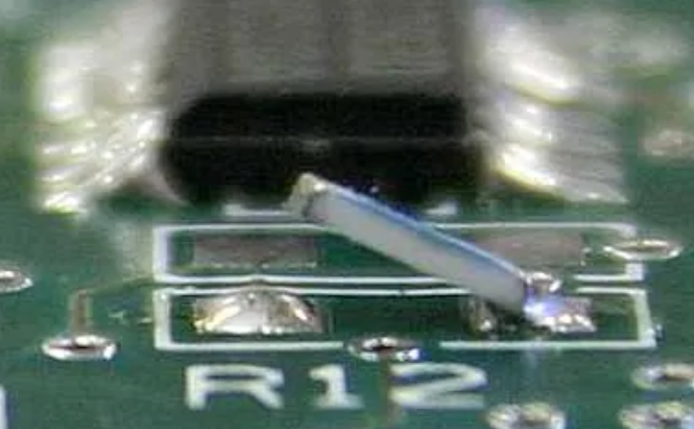 Laatste bedrijfsblogs In PCB-ontwerp, kunnen vias op pads worden geperst?
